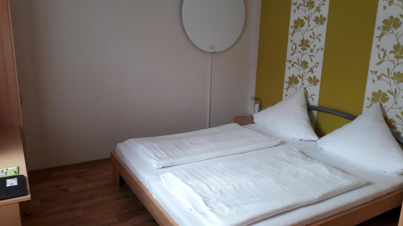 Grochlitzer Pension Naumburg  Buitenkant foto